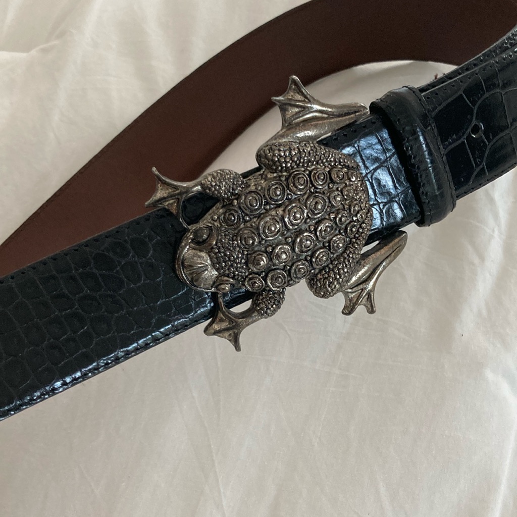 Brand Italian Black Leather Crocodile Embossed Belt W/Gorgeous Frog Buckle!